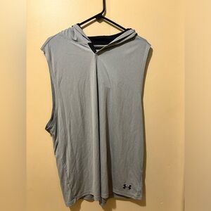 Under Armor - Cut Sleeve - HEATGEAR - Hooded